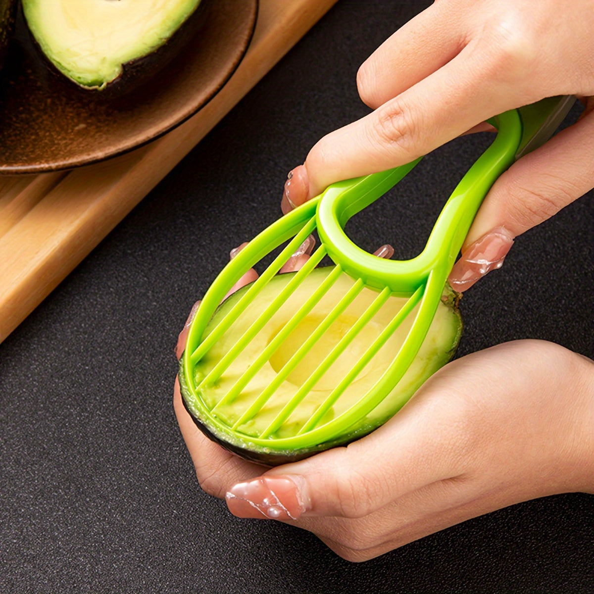 Affetta e snocciola avocado 2 in 1 - Gadget da cucina multifunzionale per una facile preparazione, polipropilene resistente, sicuro per alimenti, pelapatate, tagliafrutta