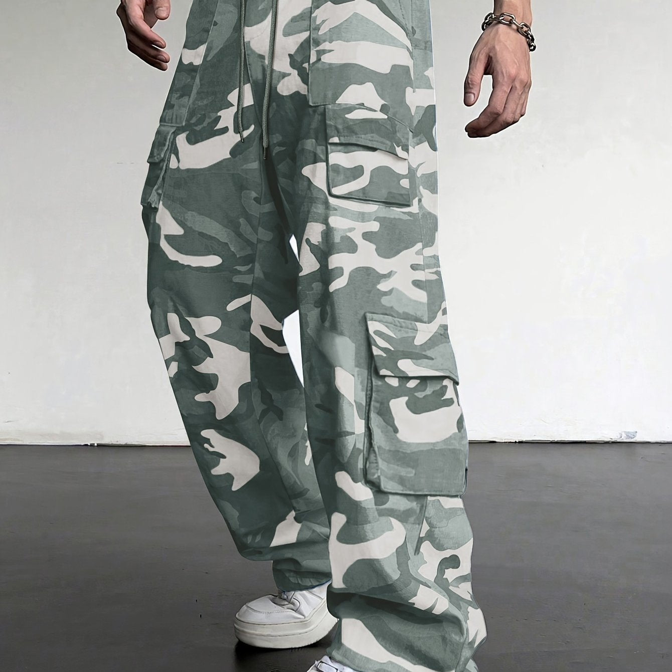 Men's Camo Cargo Pants with Flap Pockets - Stylish Loose Fit for Hiking, Camping & Streetwear, Durable Polyester