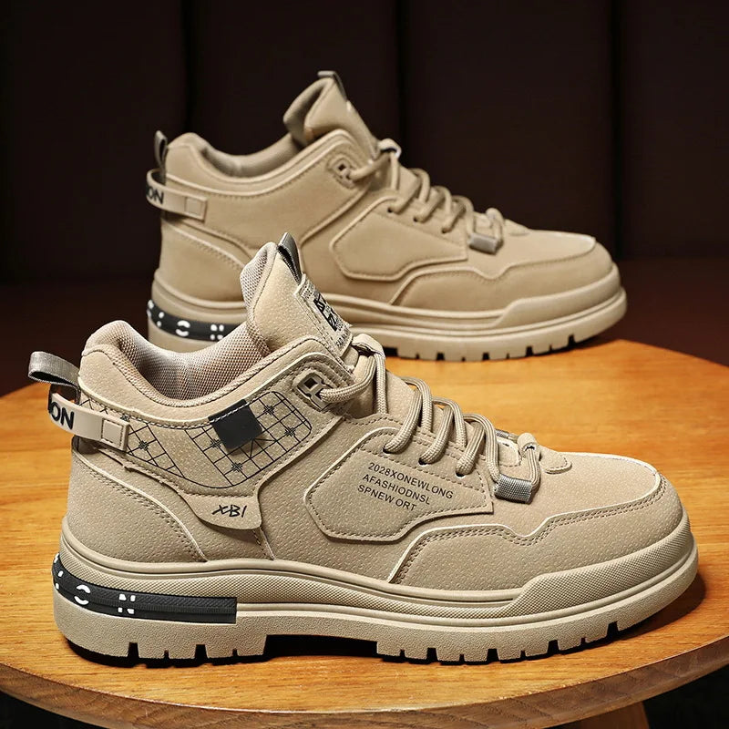 Scarpe Casual in pelle da uomo primavera traspirante confortevole spessore scarpe sportive studente moda High Top Skateboard scarpa stivaletto
