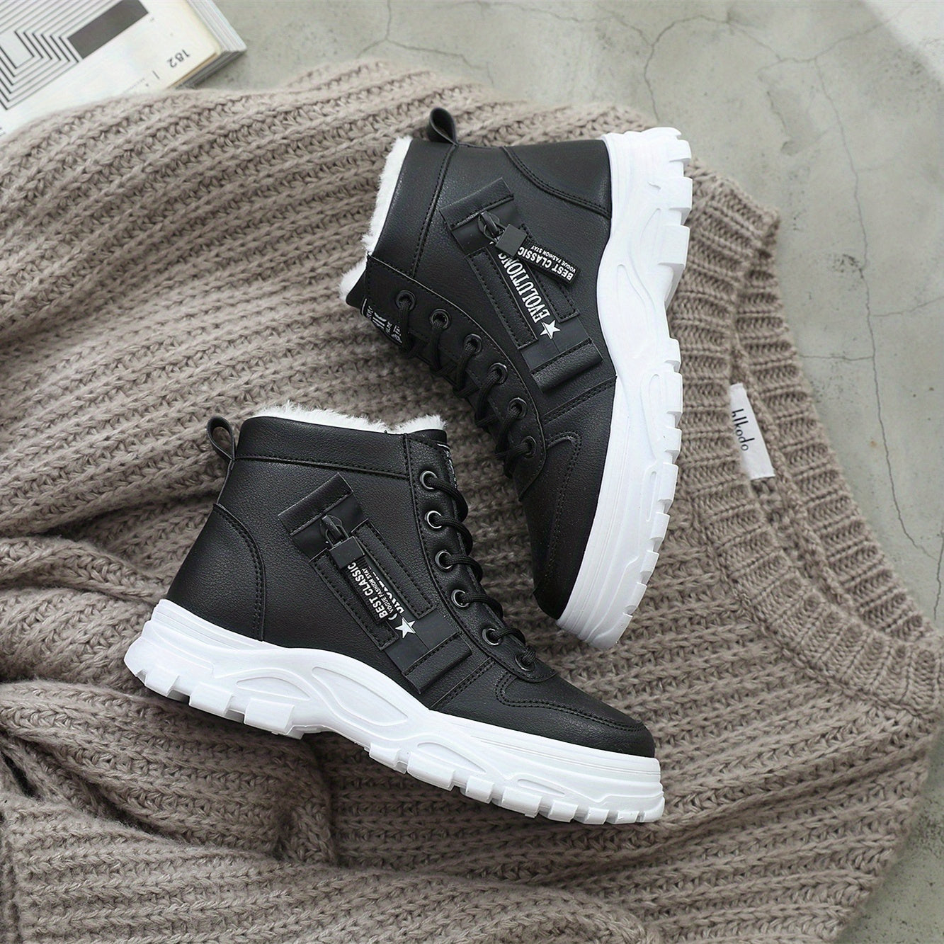 Cozy Fleece-Lined High-Top Sneakers for Women - Casual Lace-Up, Non-Slip Rubber Sole, All-Season Comfort, Warm, Boots