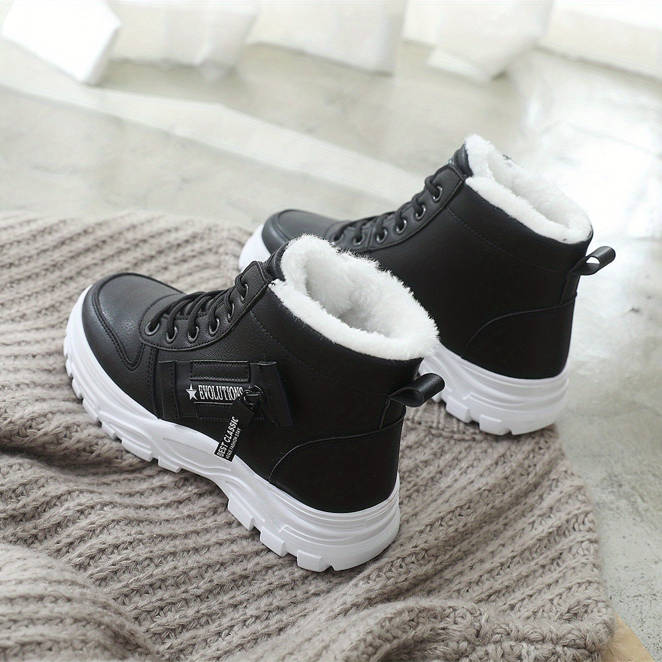 Cozy Fleece-Lined High-Top Sneakers for Women - Casual Lace-Up, Non-Slip Rubber Sole, All-Season Comfort, Warm, Boots