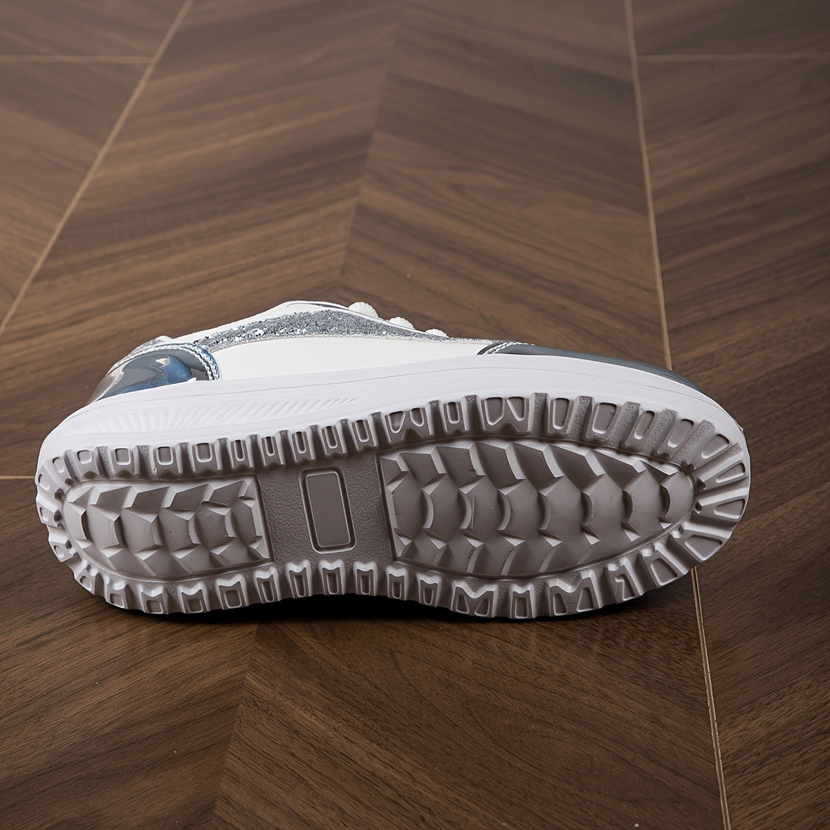 Scarpe da ginnastica casual comode e ammortizzate con suola spessa e rialzo argentato