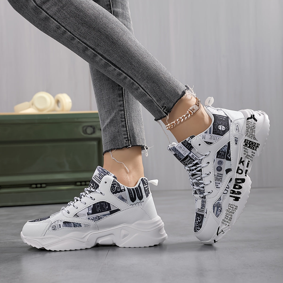 Sneakers unisex con stampa geometrica bianca e nera, suola spessa in EVA ammortizzata, tessuto e tomaia traspiranti, supporto di stabilità per corsa e camminata - Comfort per tutte le stagioni