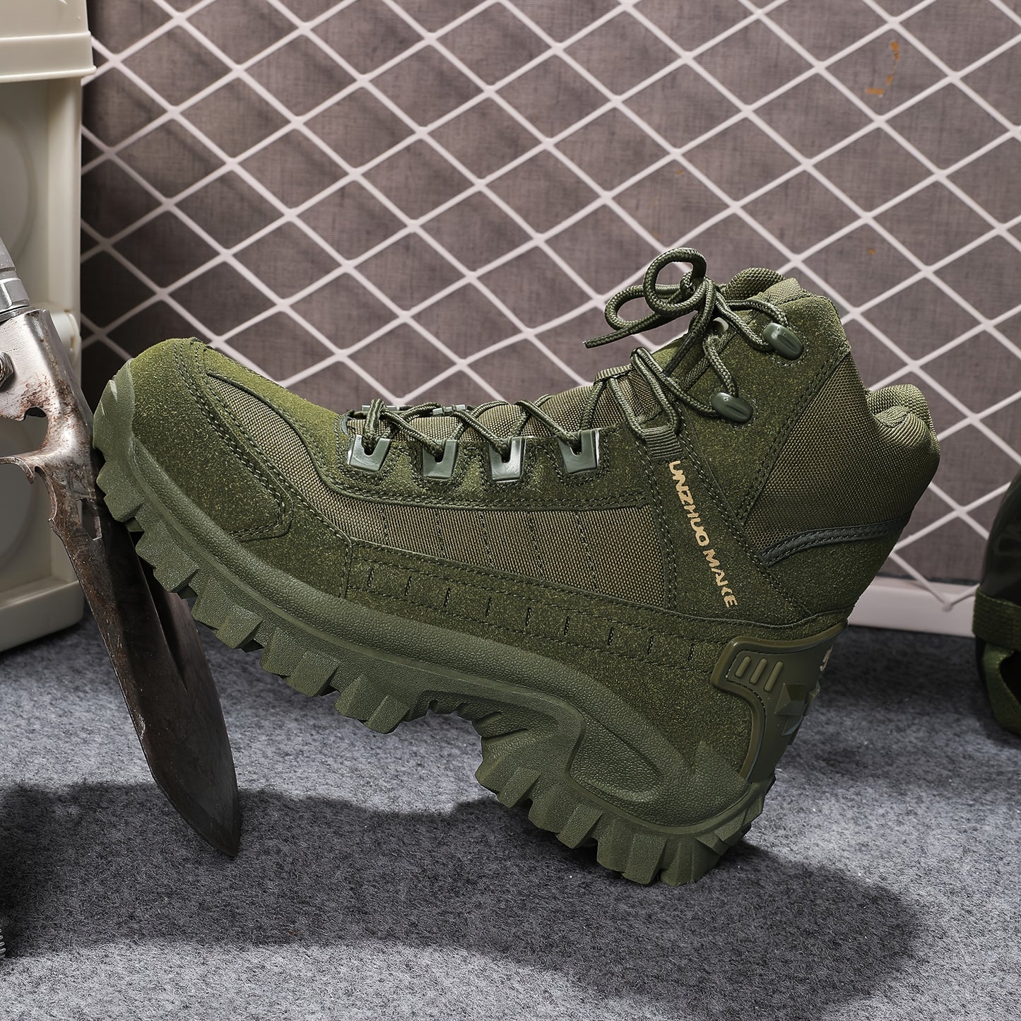 Scarpe da trekking da uomo in stile militare, alte e robuste, con cerniera laterale, comode e resistenti scarpe da ginnastica casual antiscivolo per attività all'aperto da uomo