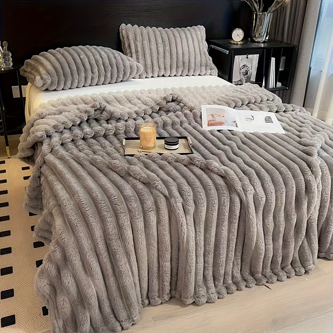 Coperta in pile con coulisse - Morbida, calda e soffice, motivo in pelliccia di coniglio finta, perfetta per fare un pisolino, in ufficio, in campeggio o sul divano, versatile coperta regalo per tutte le stagioni | Coperta in pile di peluche | Morbida