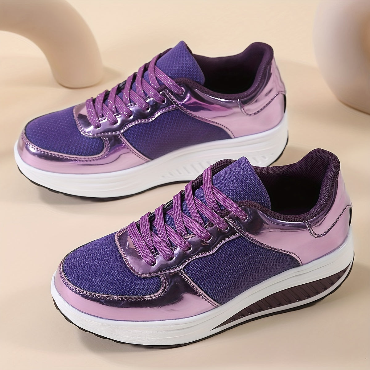 Sneakers da donna con plateau in rete traspirante, scarpe casual con lacci e suola bassa, comode
