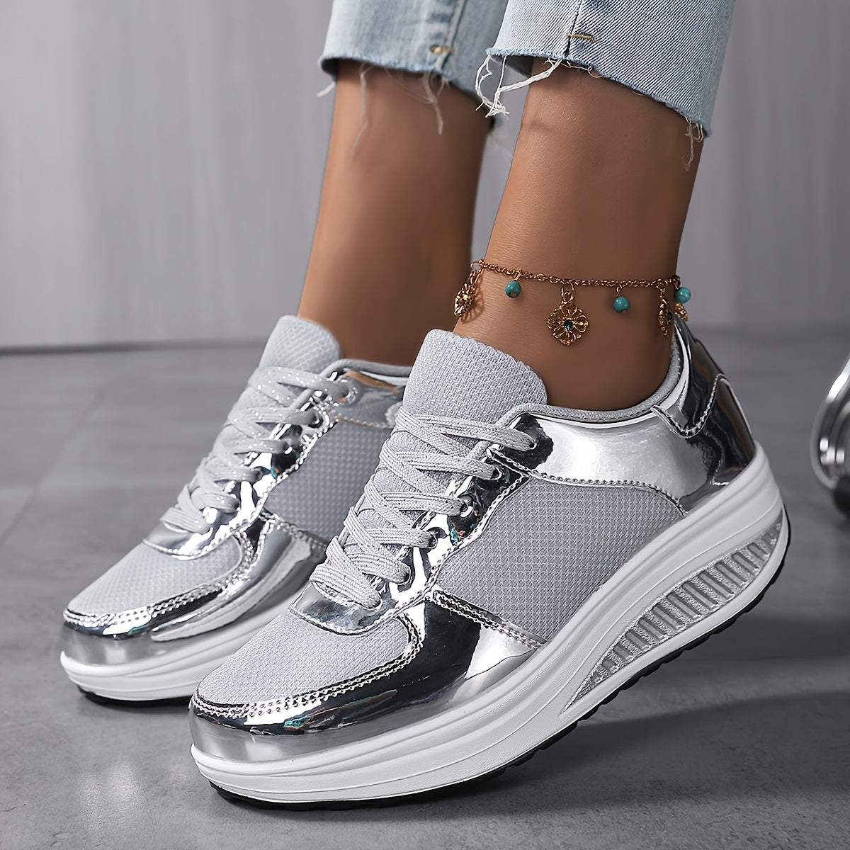 Sneakers da donna con plateau in rete traspirante, scarpe casual con lacci e suola bassa, comode