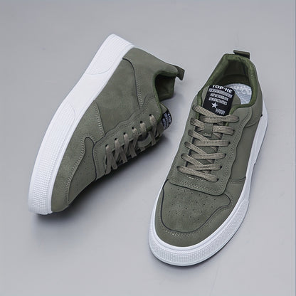 [Comfort quotidiano] Sneakers casual da uomo con lacci - Scarpe da skate basse verde oliva con suola bianca, fodera in tessuto traspirante e suola esterna in PVC resistente per un comfort che dura tutto il giorno
