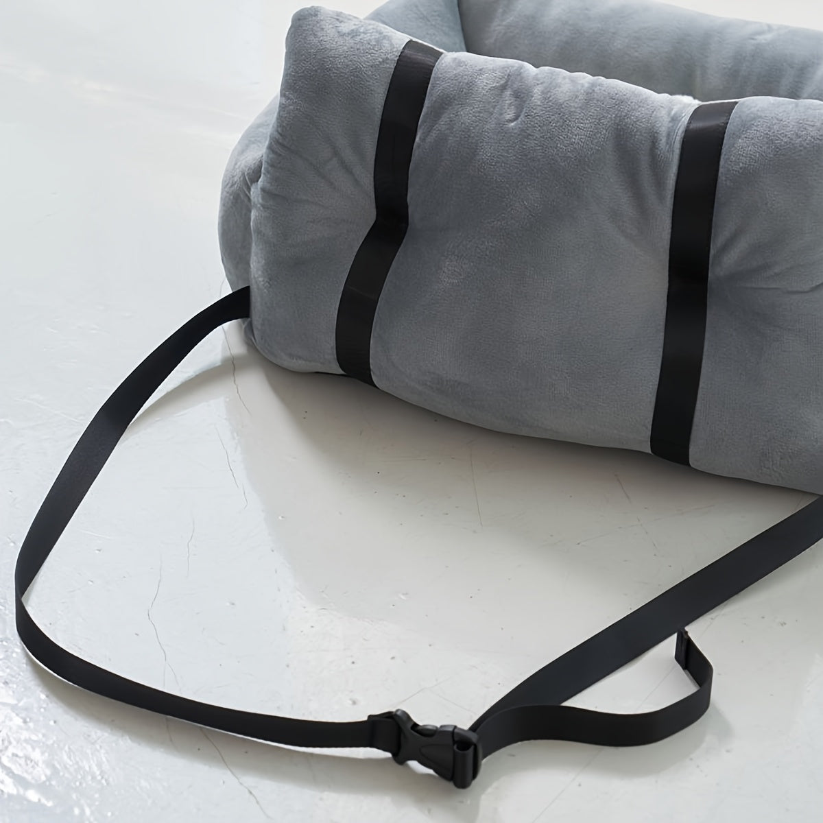 Soft & Comfortable Pet Bed for Small Dogs & Cats - Durable Polyester, Secure Strap, Ideal for Car Travel, Front Seat Safety, Cat Bed | Modern Pet Bed | Durable Polyester Bed