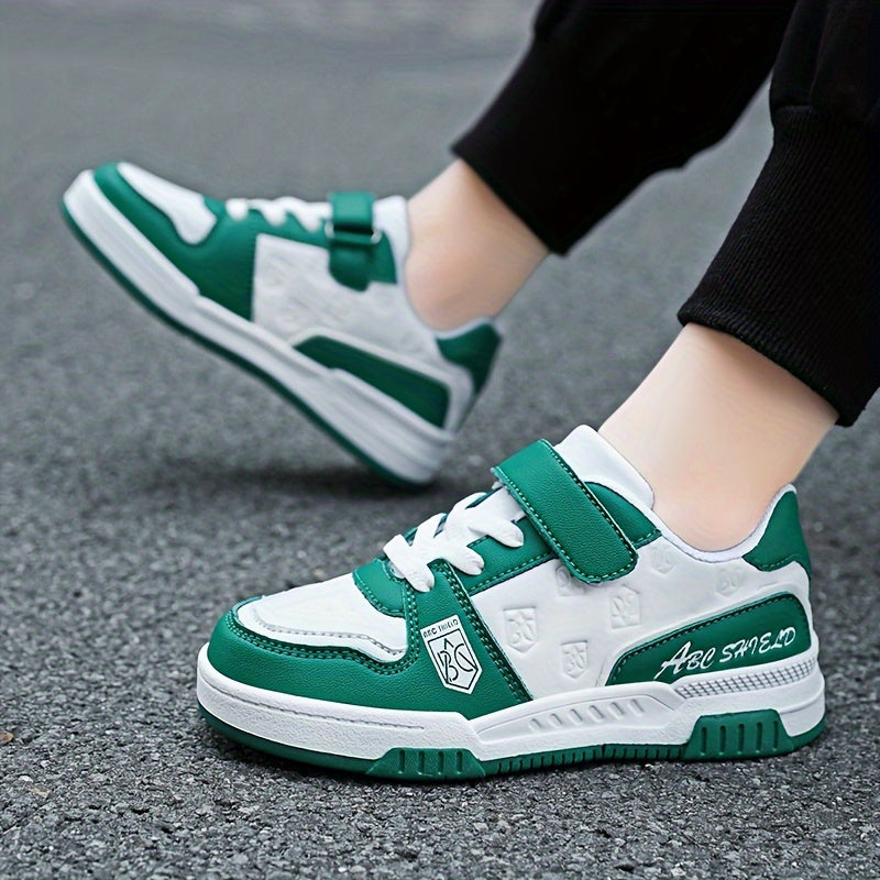 Scarpe da skate riflettenti alla moda per bambini, comode scarpe da ginnastica casual antiscivolo a blocchi di colore per attività all'aperto per bambini