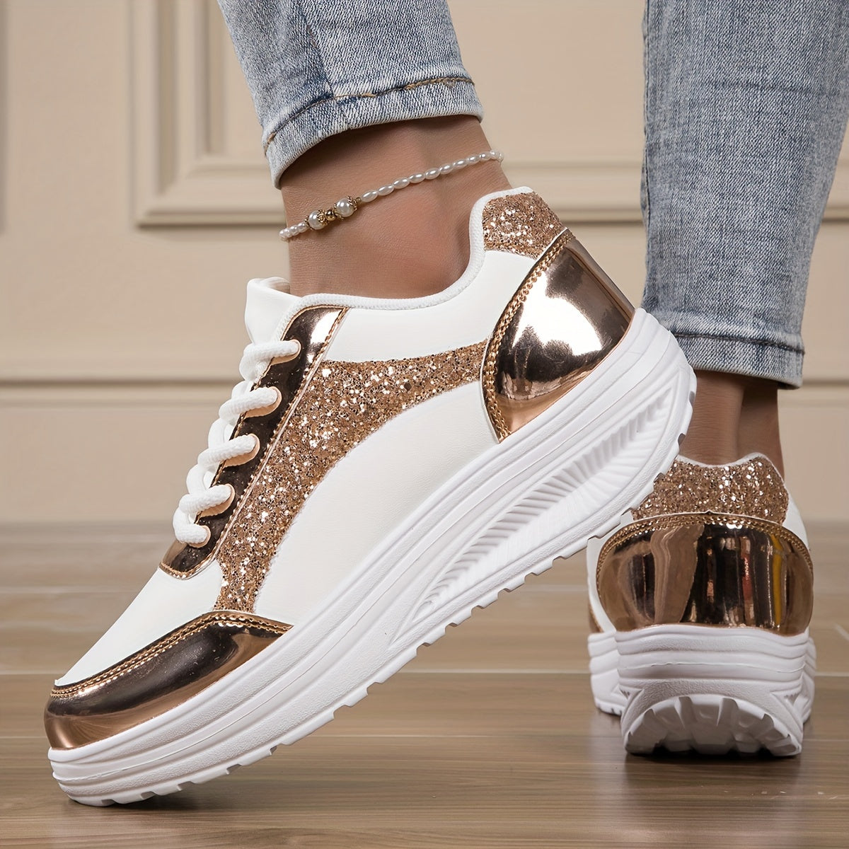 Scarpe da ginnastica casual comode e ammortizzate con suola spessa e rialzo argentato