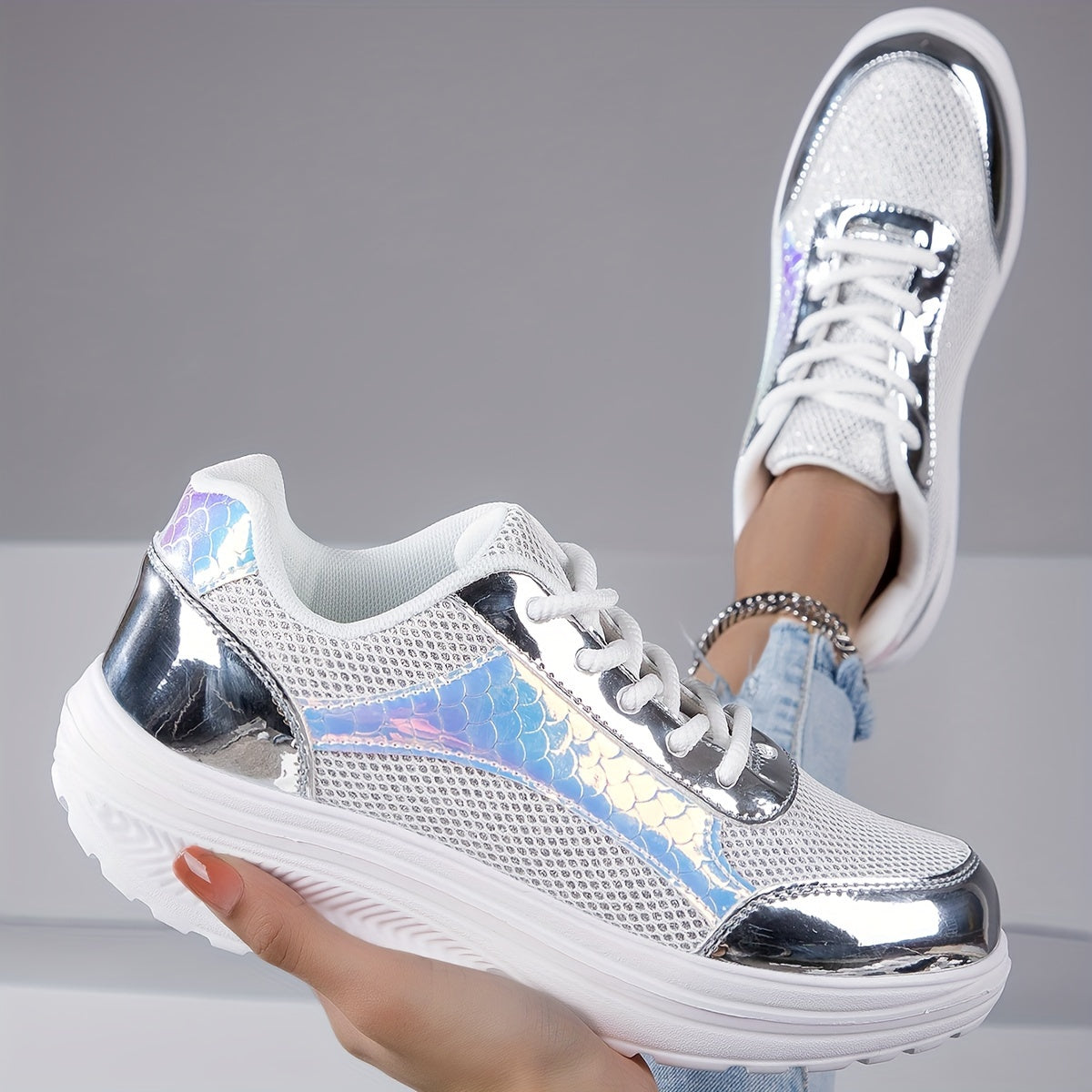 Scarpe da ginnastica casual comode e ammortizzate con suola spessa e rialzo argentato