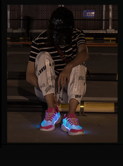 Scarpe da uomo moda LED sneakers illuminate ricarica USB fibra ottica tessuto suola elastica scarpe casual lampeggianti luminose luminose
