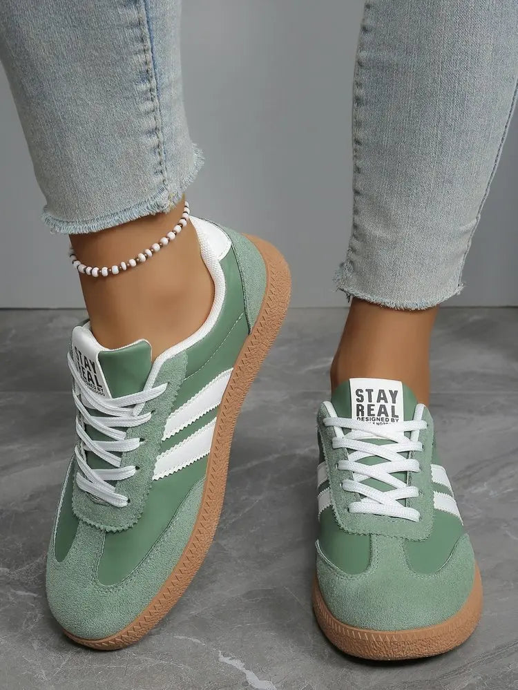 Scarpe da ginnastica comode e leggere da donna Scarpe sportive stringate a righe alla moda Scarpe da ginnastica verdi traspiranti casual da donna Taglie forti