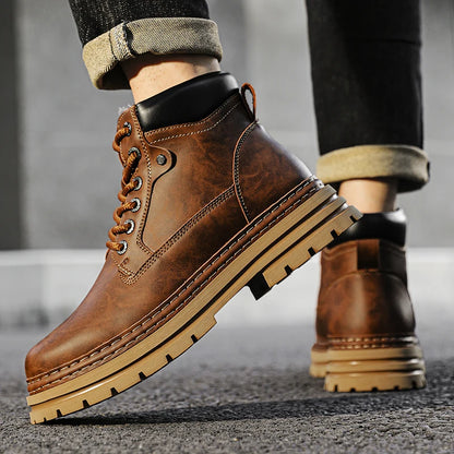 Stivaletti in pelle Scarpe da passeggio alla moda Calzature casual da uomo all'aperto Stivali da neve in peluche invernale Nuove scarpe alte da uomo Trendl