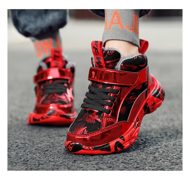 2025 Scarpe invernali per bambini Stivali da ragazza per ragazzo Stivali da neve per bambini in pelle PU resistenti all'acqua Scarpe da ginnastica calde di moda in peluche Scarpe da esterno casual