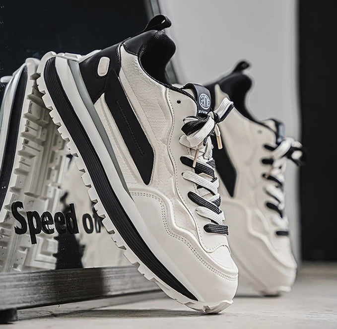 2025 Scarpe da ginnastica casual da uomo Scarpe con plateau traspiranti che aumentano l'altezza Nuove scarpe da corsa antiscivolo con suola morbida Scarpe da papà alla moda