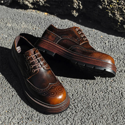 uomo moda di lusso abito da festa di nozze intaglio scarpe brogue marrone originale scarpa derby in pelle calzature con piattaforma di design di marca