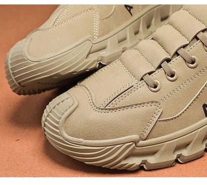 Scarpe casual da uomo moda autunno 2025 Scarpe da tavolo semplici e traspiranti nere Scarpe da jogging in EVA indossabili e comode