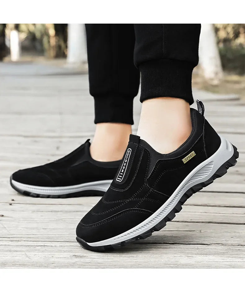 Scarpe sportive da esterno da uomo alla moda Scarpe da ginnastica casual stile coppia facili da indossare Punta tonda Fondo in PVC in pelle sintetica