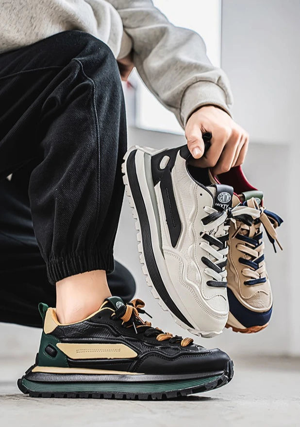 2025 Scarpe da ginnastica casual da uomo Scarpe con plateau traspiranti che aumentano l'altezza Nuove scarpe da corsa antiscivolo con suola morbida Scarpe da papà alla moda