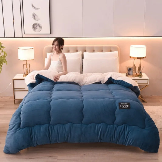 2025 popular solid color winter thickened milk fleece quilt lamb fleece winter quilt single double quilt to keep warm