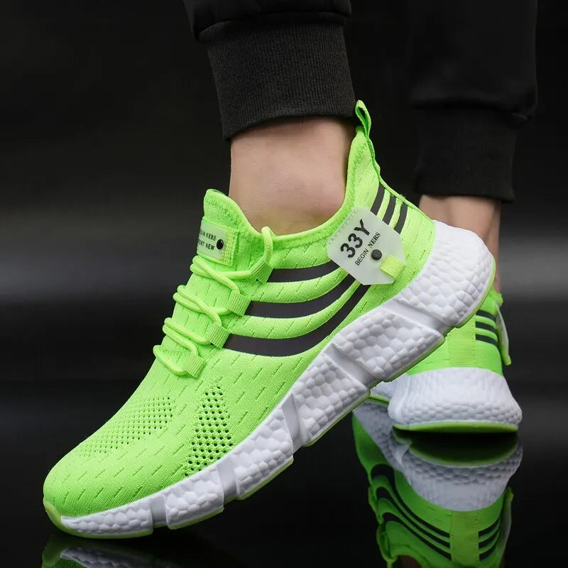 Scarpe sportive casual da uomo Sneakers leggere e traspiranti Scarpe da corsa nere in mesh per esterni Scarpe da passeggio per tennis da jogging atletiche