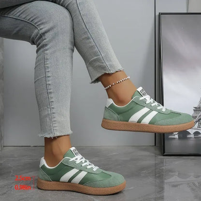 Scarpe da ginnastica comode e leggere da donna Scarpe sportive stringate a righe alla moda Scarpe da ginnastica verdi traspiranti casual da donna Taglie forti