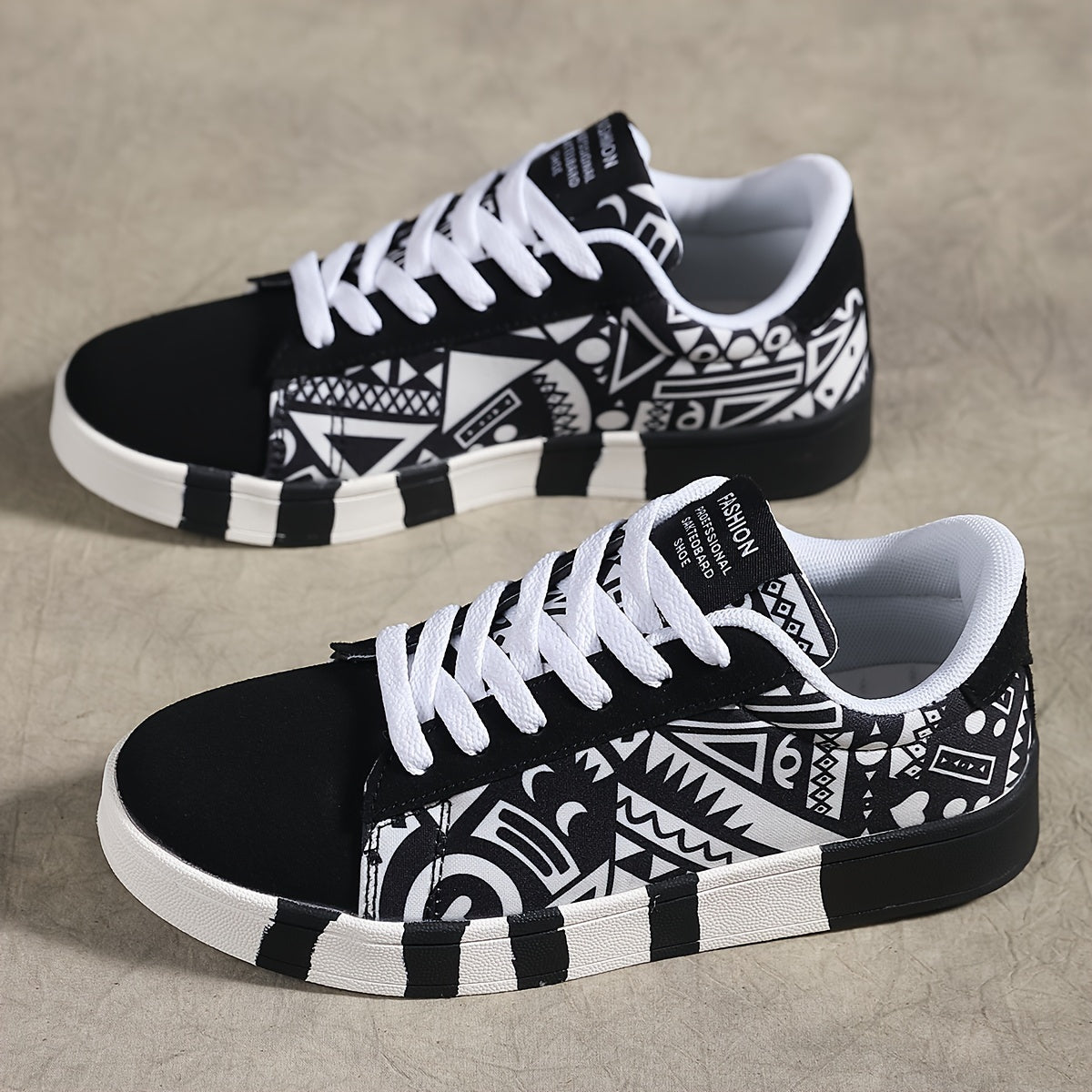 Graphic Pattern Lightweight Breathable Skate Shoes, Casual Versatile Wear Resistance Non Slip Walking Shoes Outdoor Sneakers For Women & Men