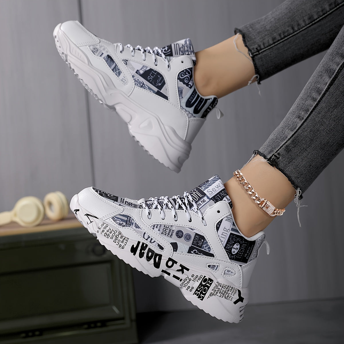 Sneakers unisex con stampa geometrica bianca e nera, suola spessa in EVA ammortizzata, tessuto e tomaia traspiranti, supporto di stabilità per corsa e camminata - Comfort per tutte le stagioni