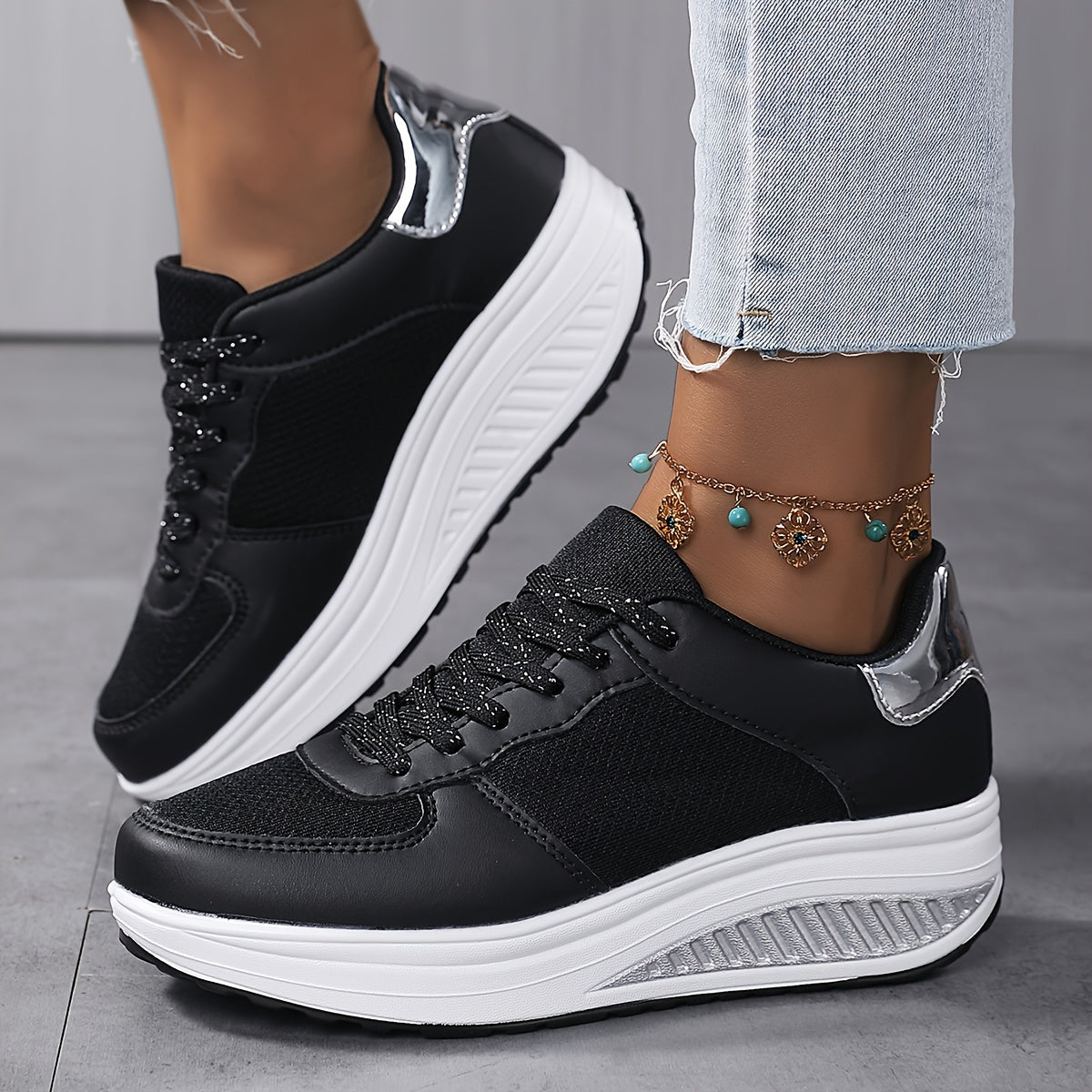 Sneakers da donna con plateau in rete traspirante, scarpe casual con lacci e suola bassa, comode